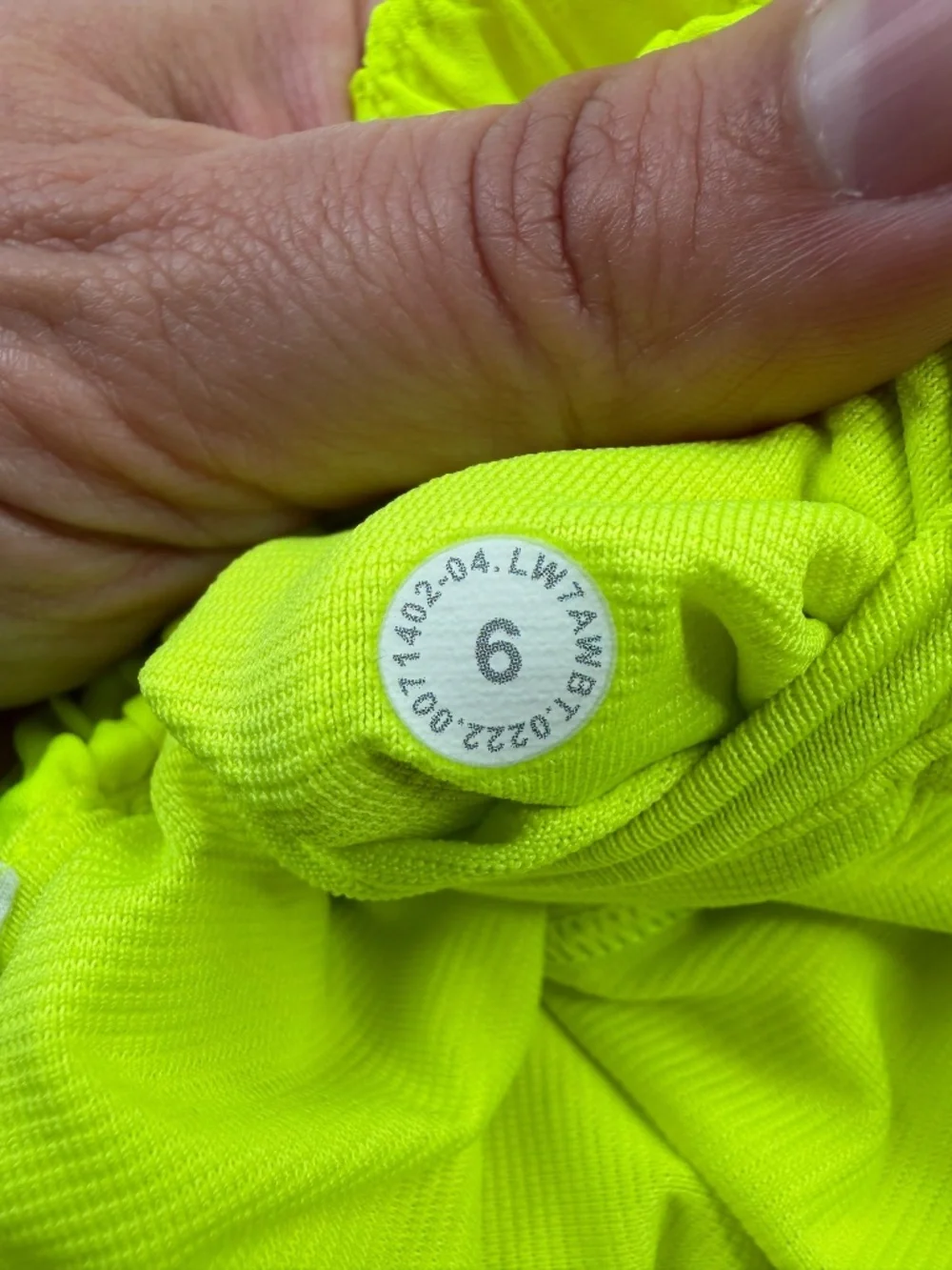 Lululemon Hotty Hot Short II Long 4” Run Shorts Lime Pop
